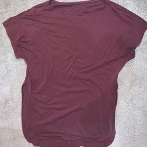 Maroon/red Lulu Lemon T-shirt